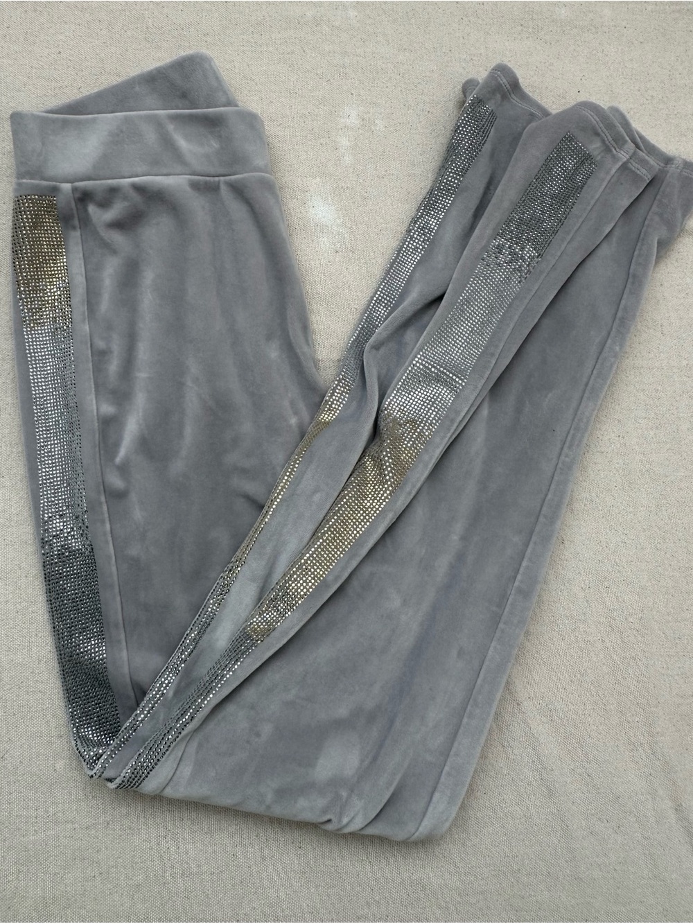 Juicy Couture 25th Anniversary Silver Ice Velvet Rhinestone Track Pants Flare XS - Picture 9 of 10